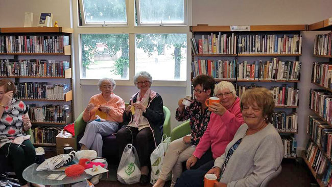 The Knit and Knatter group